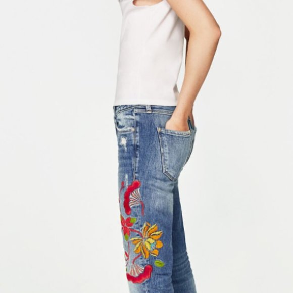 SOLD - Brand New Zara embroidered jeans - Picture 6 of 6